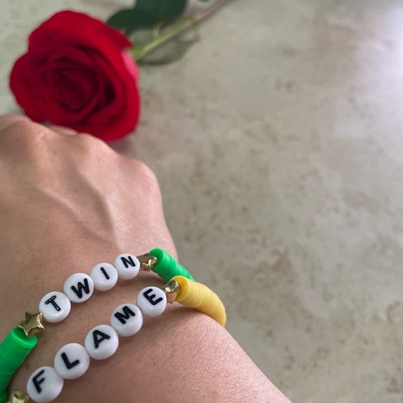 Handmade twin flame stretchy bead bracelets - Picture 4 of 4